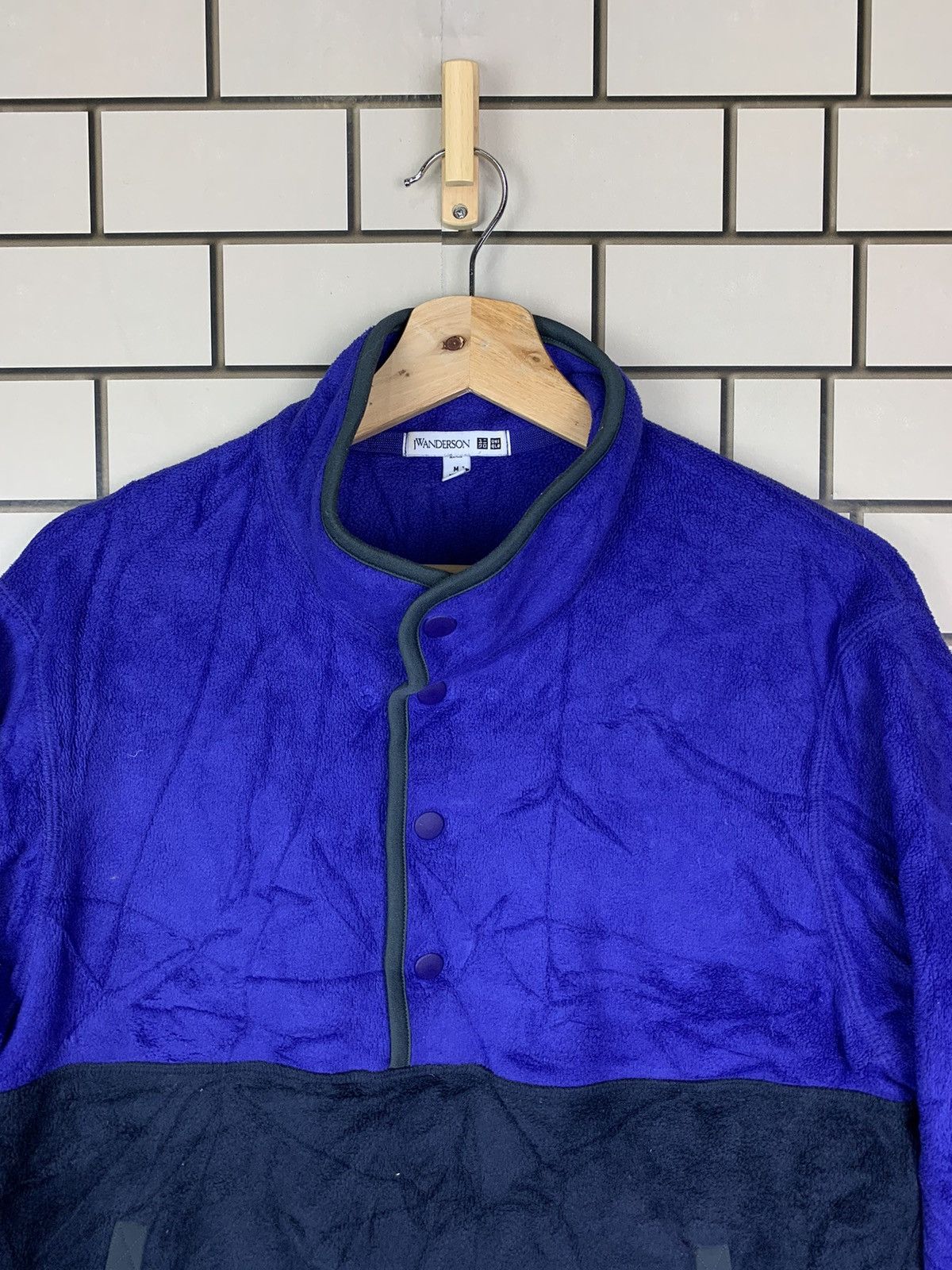 JW Anderson × Japanese Brand × Uniqlo Japanese Brand Uniqlo X J.W Anderson Fleece Size US M / EU 48-50 / 2 - 2 Thumbnail