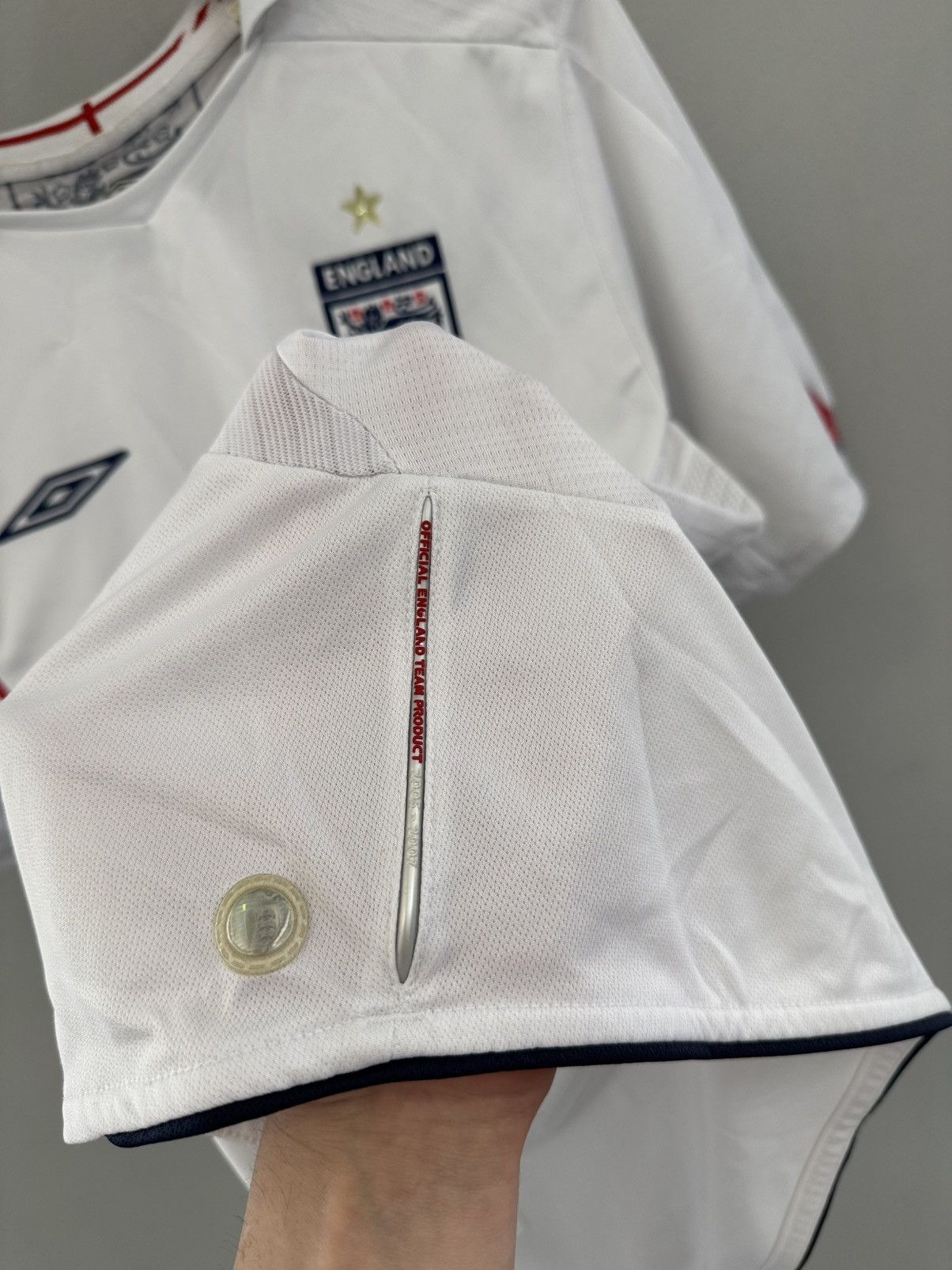 Umbro × Vintage Umbro England 2007/2009 #4 Gerrard Football Jersey Size US L / EU 52-54 / 3 - 7 Thumbnail