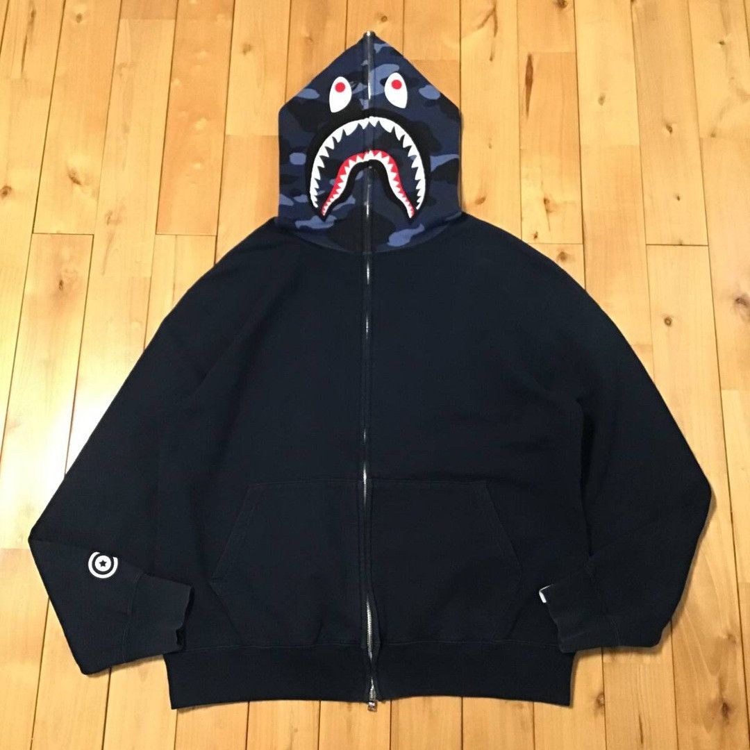 Bape × Nigo 2007 BAPE Blue camo x Navy shark full zip hoodie APE NIGO Size US L / EU 52-54 / 3 - 2 Thumbnail