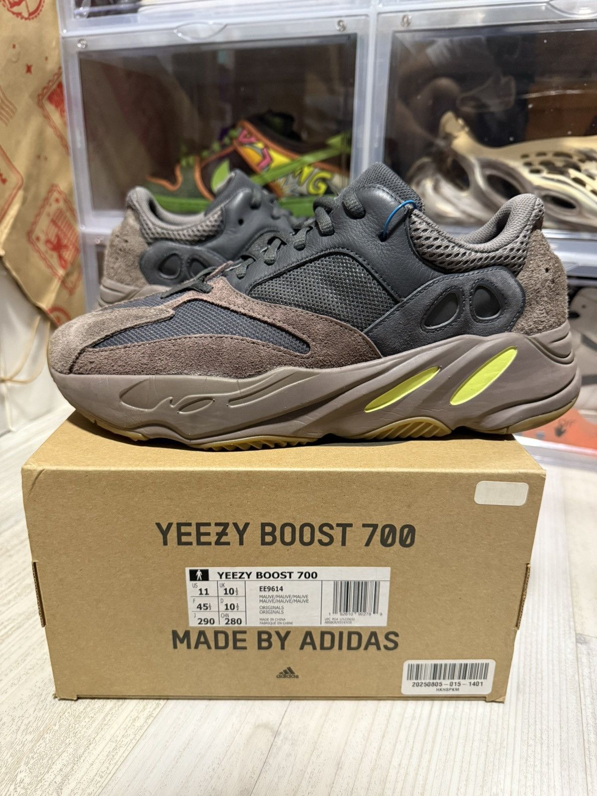 adidas yeezy boost 700 box Adidas Yeezy Boost 700 Wave Runner Size 9.5/11W