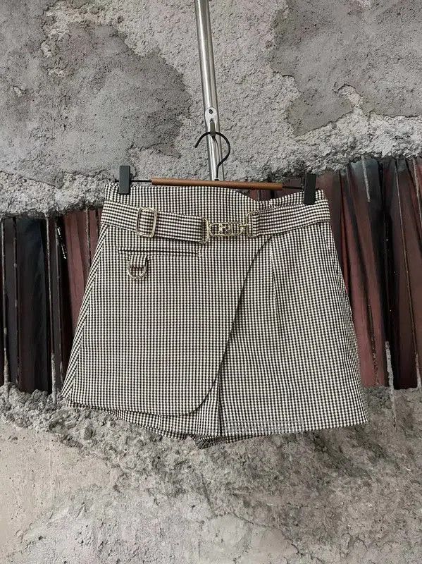 Fendi FENDI Summer Houndstooth Women's Shorts . Size 28" / US 6 / IT 42 - 1 Thumbnail