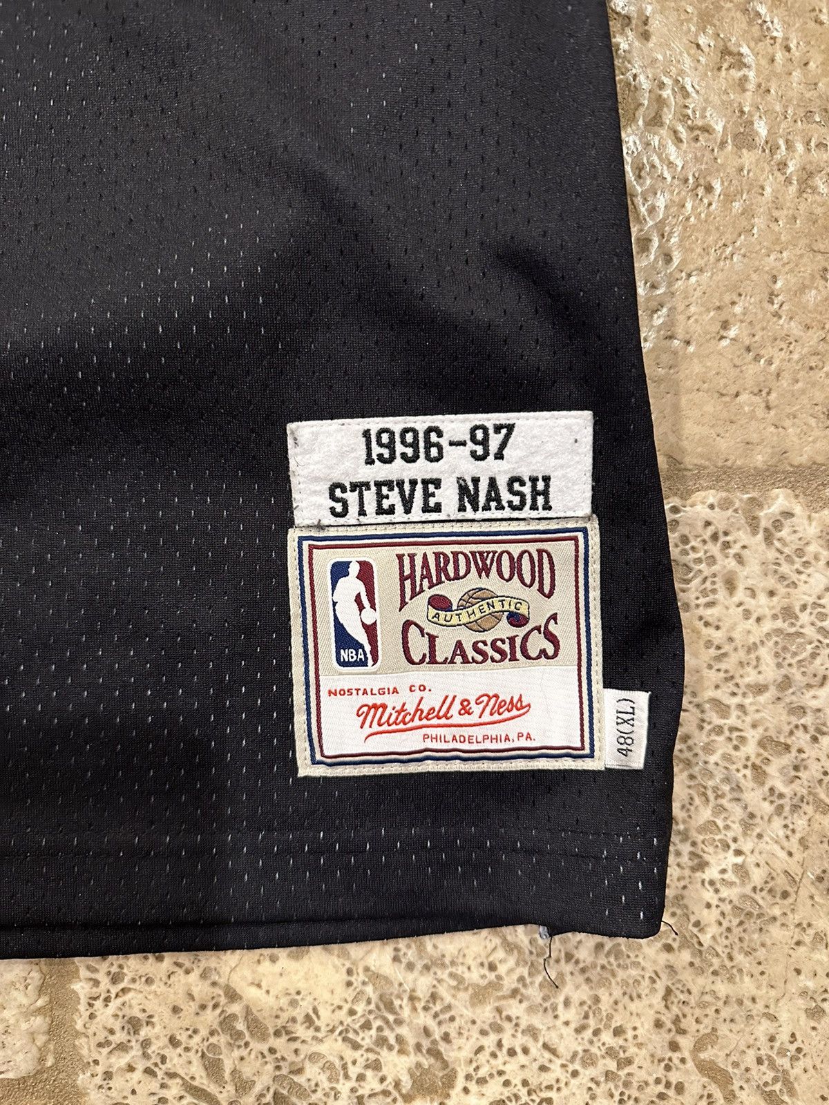 Mitchell & Ness × NBA Mitchell & Ness Phoenix Suns 1996-97 Steve Nash Black Jersey Size US L / EU 52-54 / 3 - 5 Thumbnail