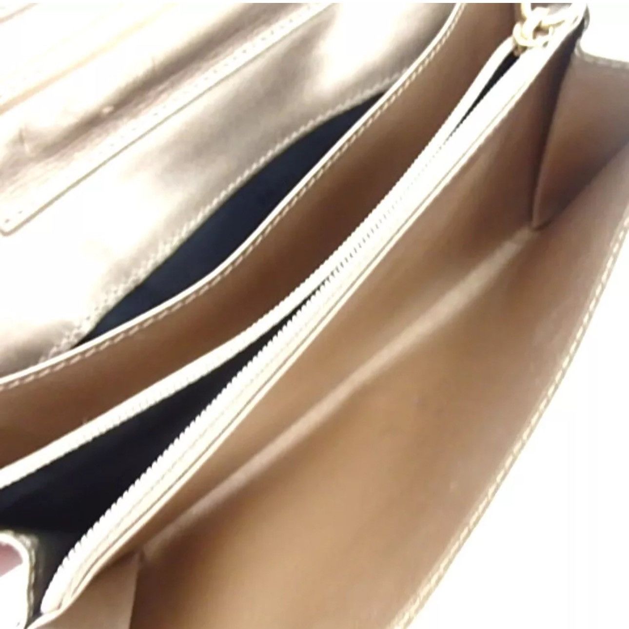 Loewe LOEWE Anagram Wallet in mint condition Size ONE SIZE - 10 Thumbnail