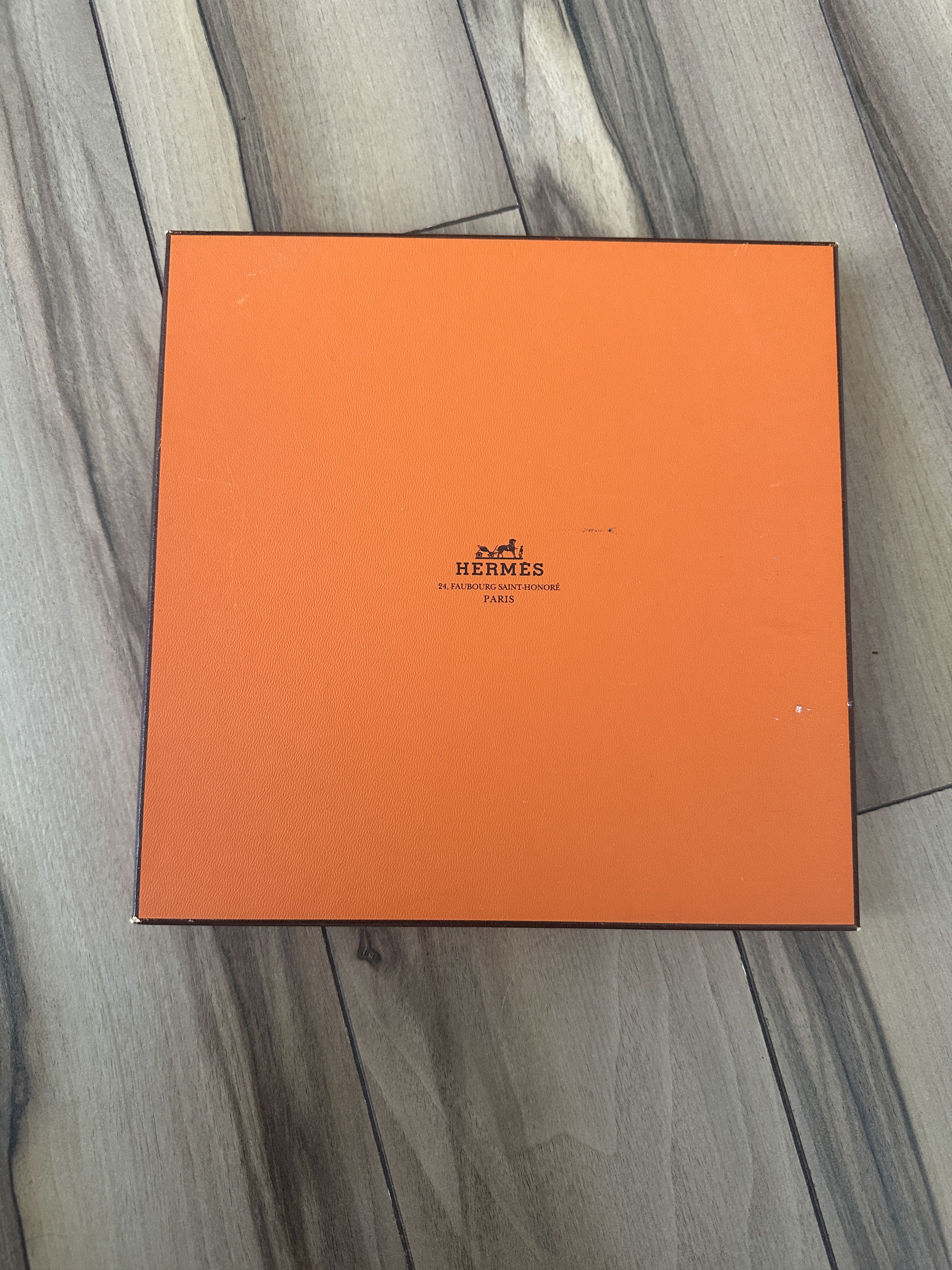 Hermes Hermès "Les Cavaliers d'Or" Silk Scarf Authentic Size ONE SIZE - 10 Thumbnail