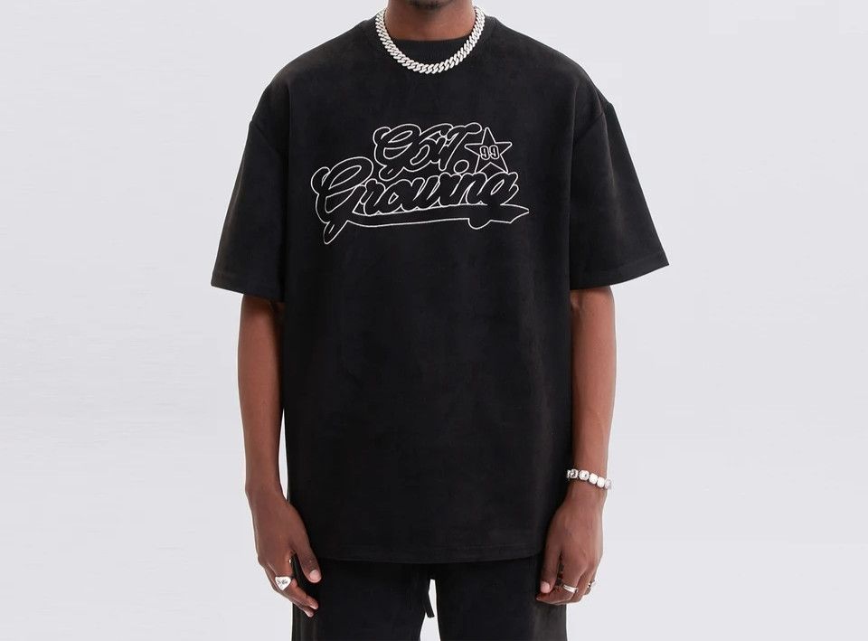 Vintage Streetwear Embroidered Suede Crewneck Oversized Vintage Tee Size US XL / EU 56 / 4 - 1 Thumbnail