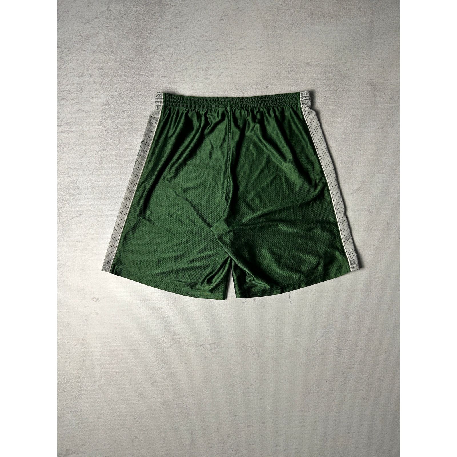 Champion Vintage 90s Champion Mesh Shorts, Menswear - Men's XL Size US 34 / EU 50 - 2 Thumbnail