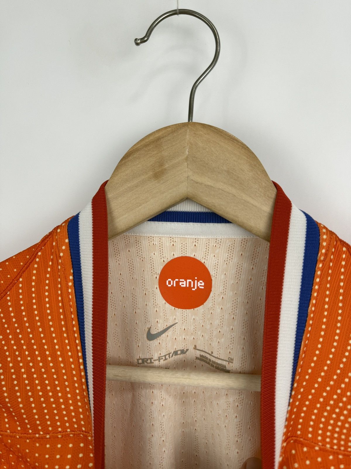 Nike 🇳🇱 2025 Nike KNVB Netherlands Soccer Home Jersey Holland Y2K Size US S / EU 44-46 / 1 - 9 Thumbnail