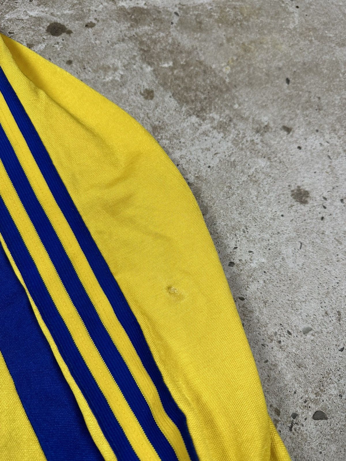 Adidas Vintage 80/90s Adidas Yellow Template Soccer Jersey Size US M / EU 48-50 / 2 - 5 Thumbnail