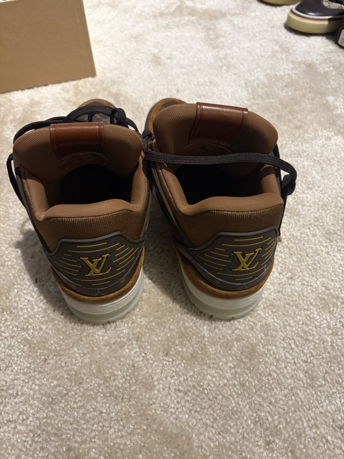 Louis Vuitton Louis Vuitton LV Trainer Low Classic Monogram Size US 9 / EU 42 - 4 Thumbnail