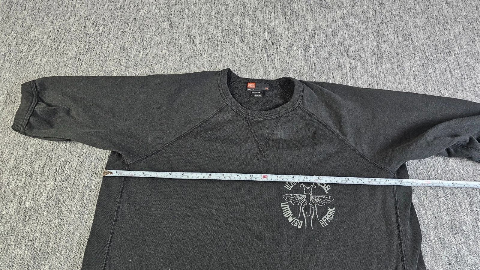 Diesel Diesel Vintage 90s Raglan Insect Graphic Tee Made Greece XL Size US XL / EU 56 / 4 - 10 Thumbnail