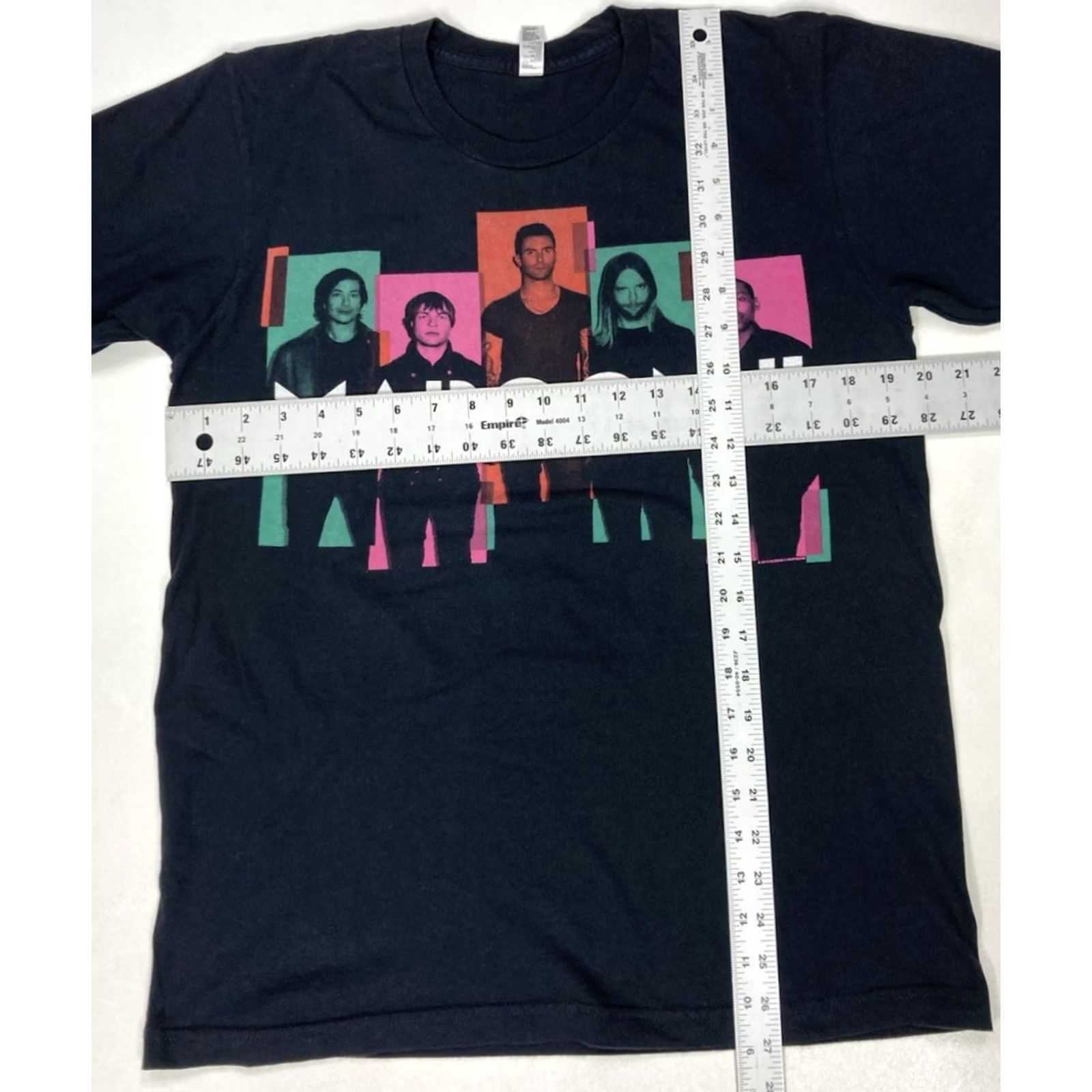 American Apparel VINTAGE Maroon 5 North American Tour 2013 Graphic T-shirt Men Medium Black Music Shirt Size US M / EU 48-50 / 2 - 7 Thumbnail