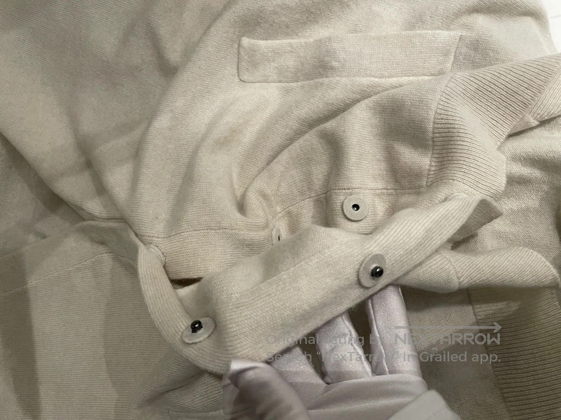 Brunello Cucinelli Brunello Cucinelli Beige Cashmere Cardigan. Size US L / EU 52-54 / 3 - 5 Thumbnail