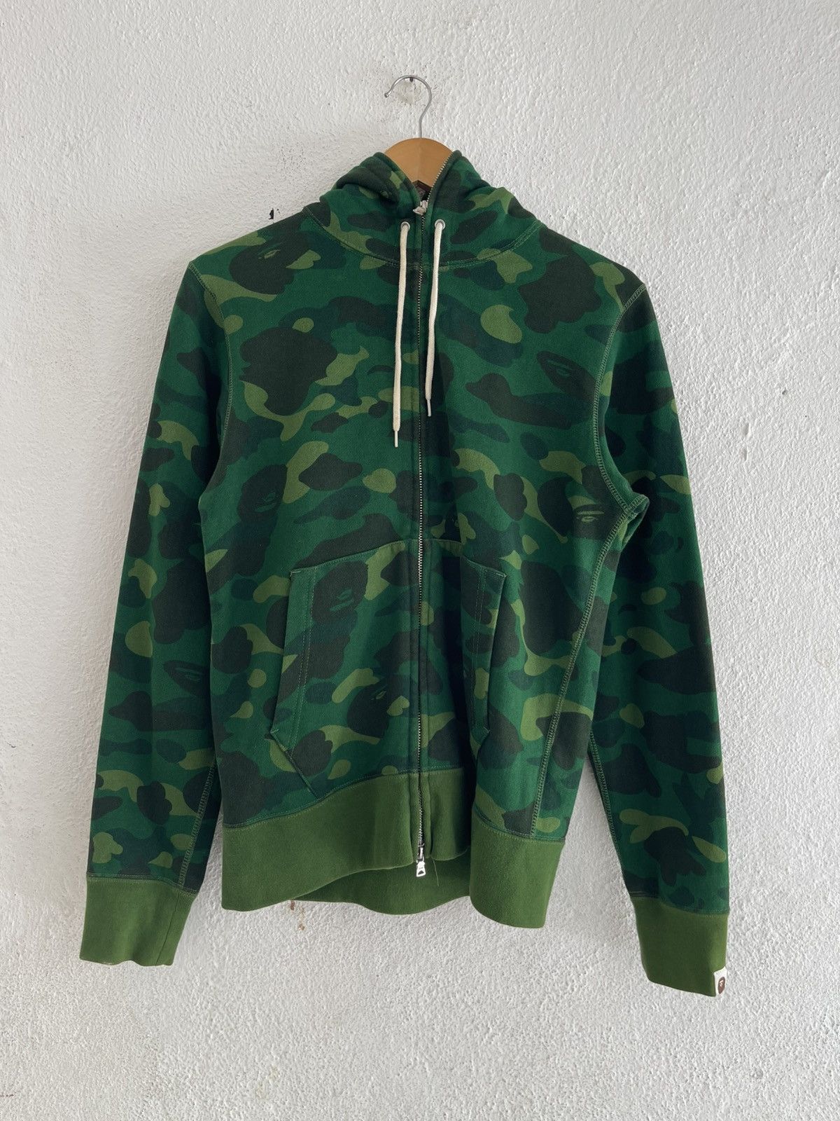 Bape Bape Green Shibuya Camo Full Zip Hoodie Size US M / EU 48-50 / 2 - 2 Thumbnail