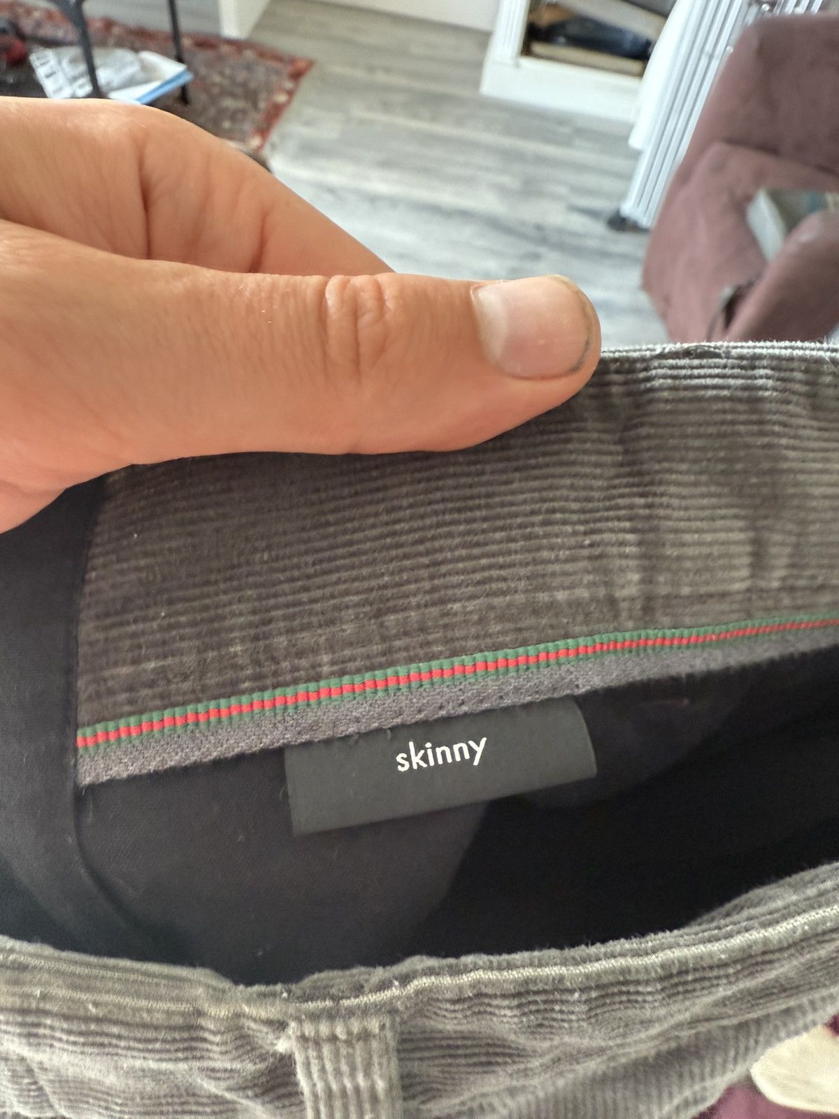 Gucci Skinny Corduroy Pants in Washed Olive Green Size US 30 / EU 46 - 14 Thumbnail