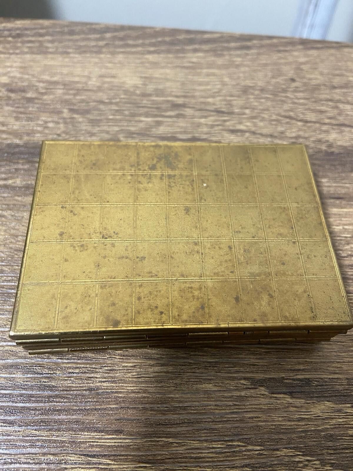 Takeo Kikuchi Kigu mother of pearl brass cigarette case compact w mirror Size ONE SIZE - 6 Thumbnail