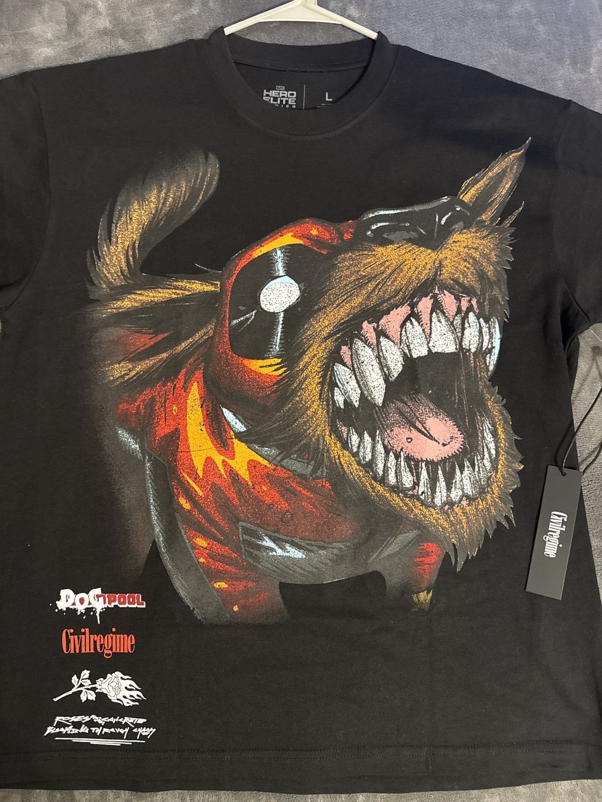 Civil Regime × Marvel Comics Civil Regime x Marvel Dogpool tee size LG Size US L / EU 52-54 / 3 - 1 Thumbnail