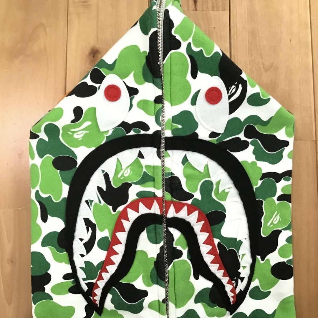 Bape 2024 🔥CHENGDU Store Camo🔥 BAPE shark full zip hoodie APE Size US L / EU 52-54 / 3 - 4 Thumbnail