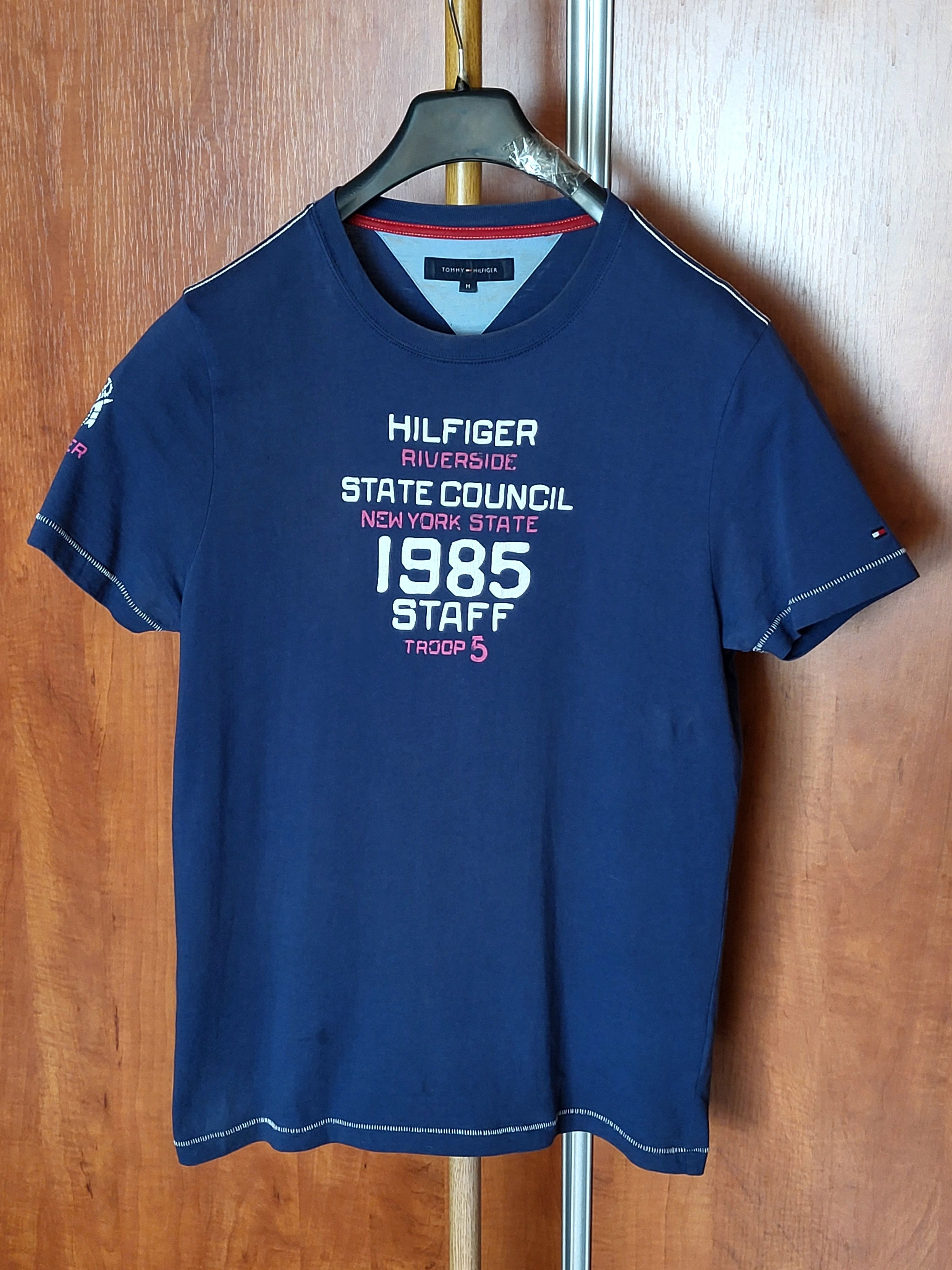Tommy Hilfiger Vintage 90s Tommy Hilfiger T-shirt Tee Size US M / EU 48-50 / 2 - 1 Thumbnail