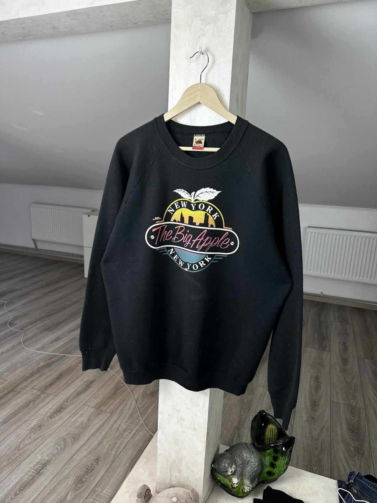 Champion Vintage New York The Big Apple 1988 Crewneck Sweatshirt Size US XL / EU 56 / 4 - 1 Thumbnail