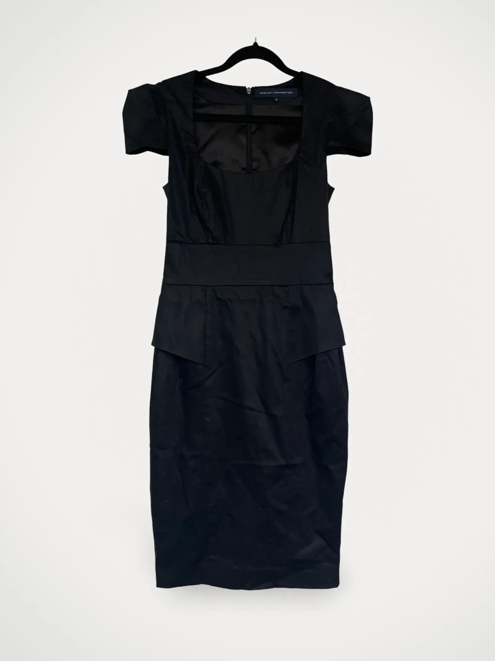 French Connection French Connection Dress Size XS / US 0-2 / IT 36-38 - 1 Thumbnail