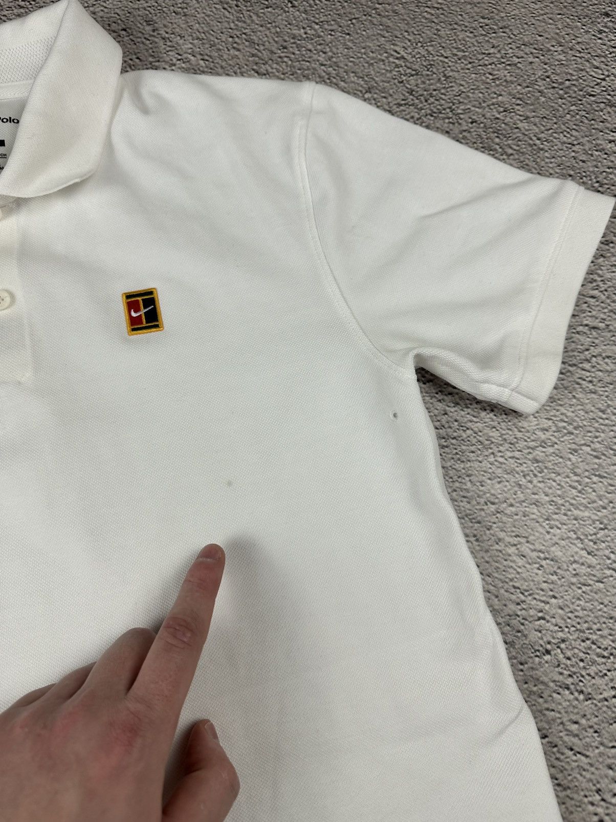 Nike Vintage Nike Court Polo Dri-Fit Golf Y2K Logo SK8 Style Size US S / EU 44-46 / 1 - 6 Thumbnail