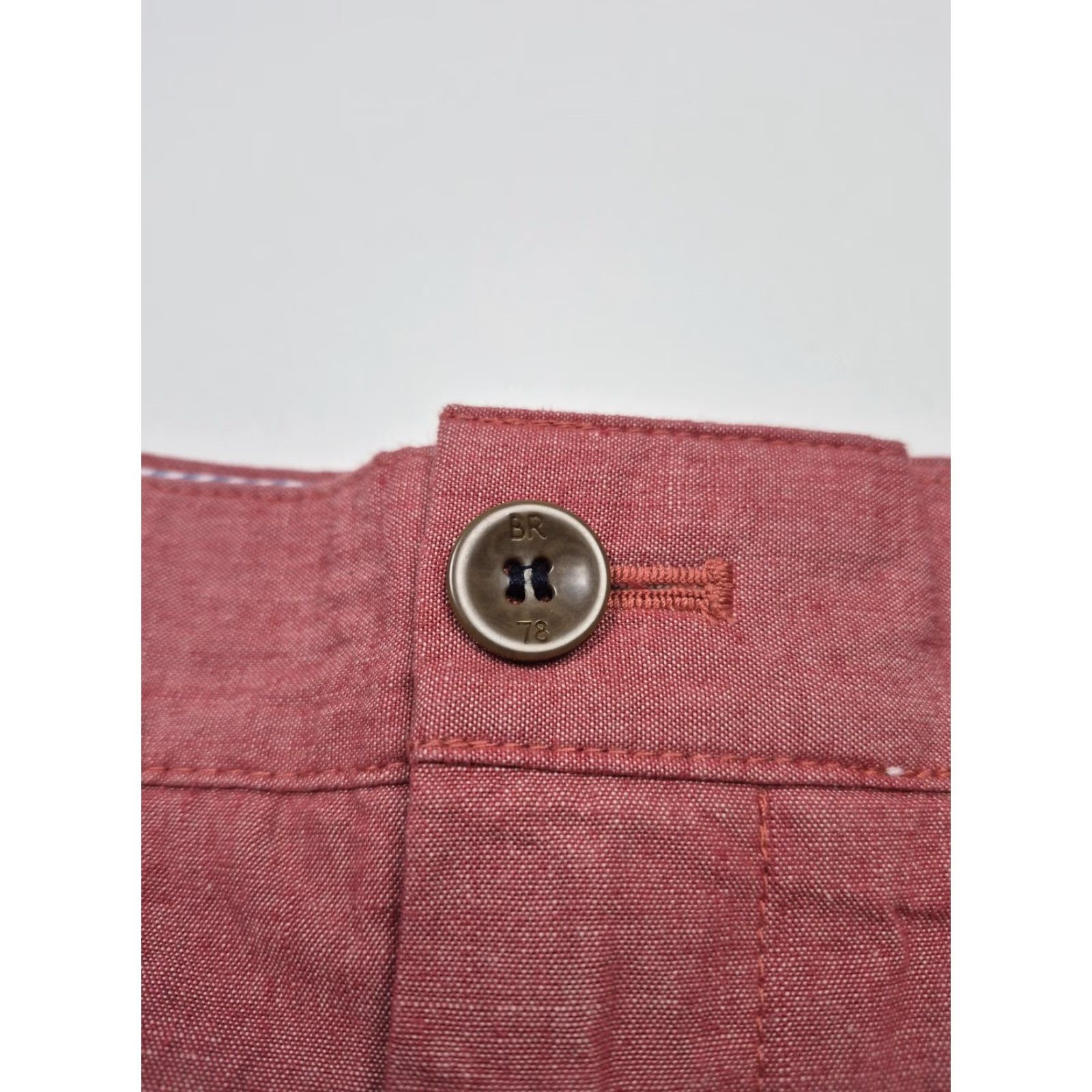 Banana Republic Banana Republic Shorts Mens 40 Red Cotton Chino 9" Inseam Flat Front Casual Size US 40 / EU 56 - 3 Thumbnail
