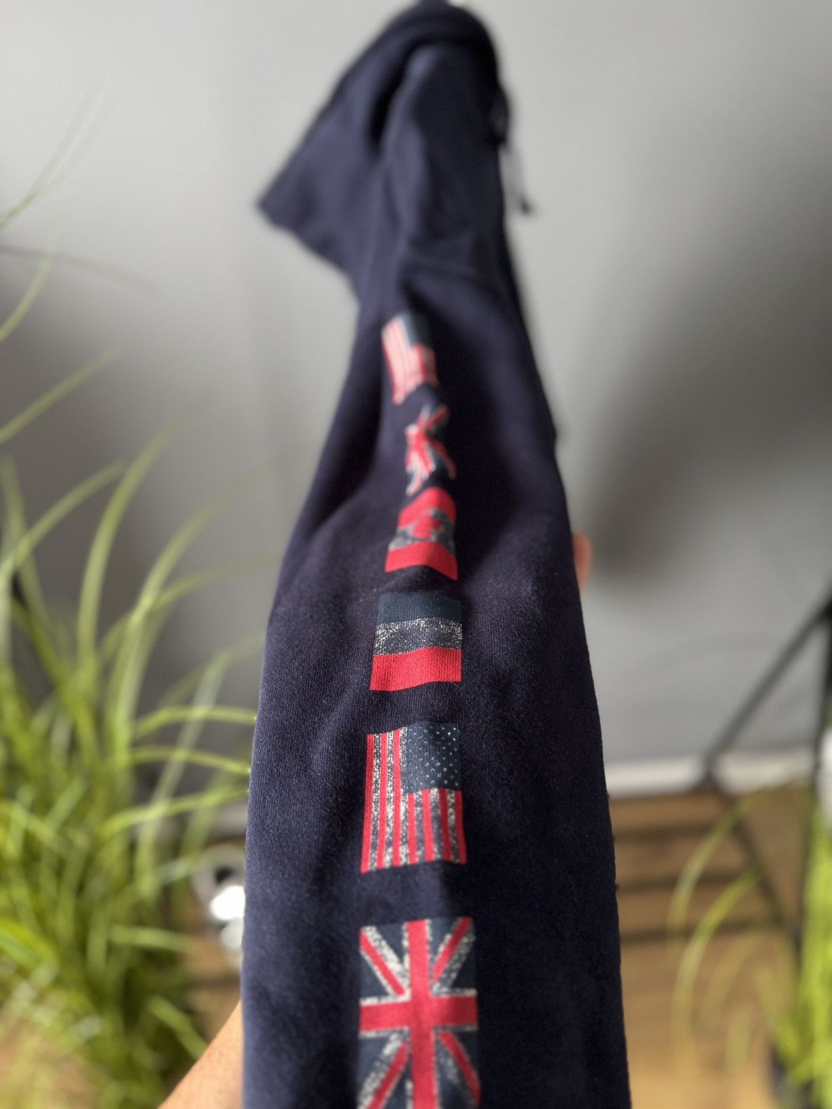 Tommy Hilfiger Tommy Hilfiger multilogo Size US M / EU 48-50 / 2 - 4 Thumbnail