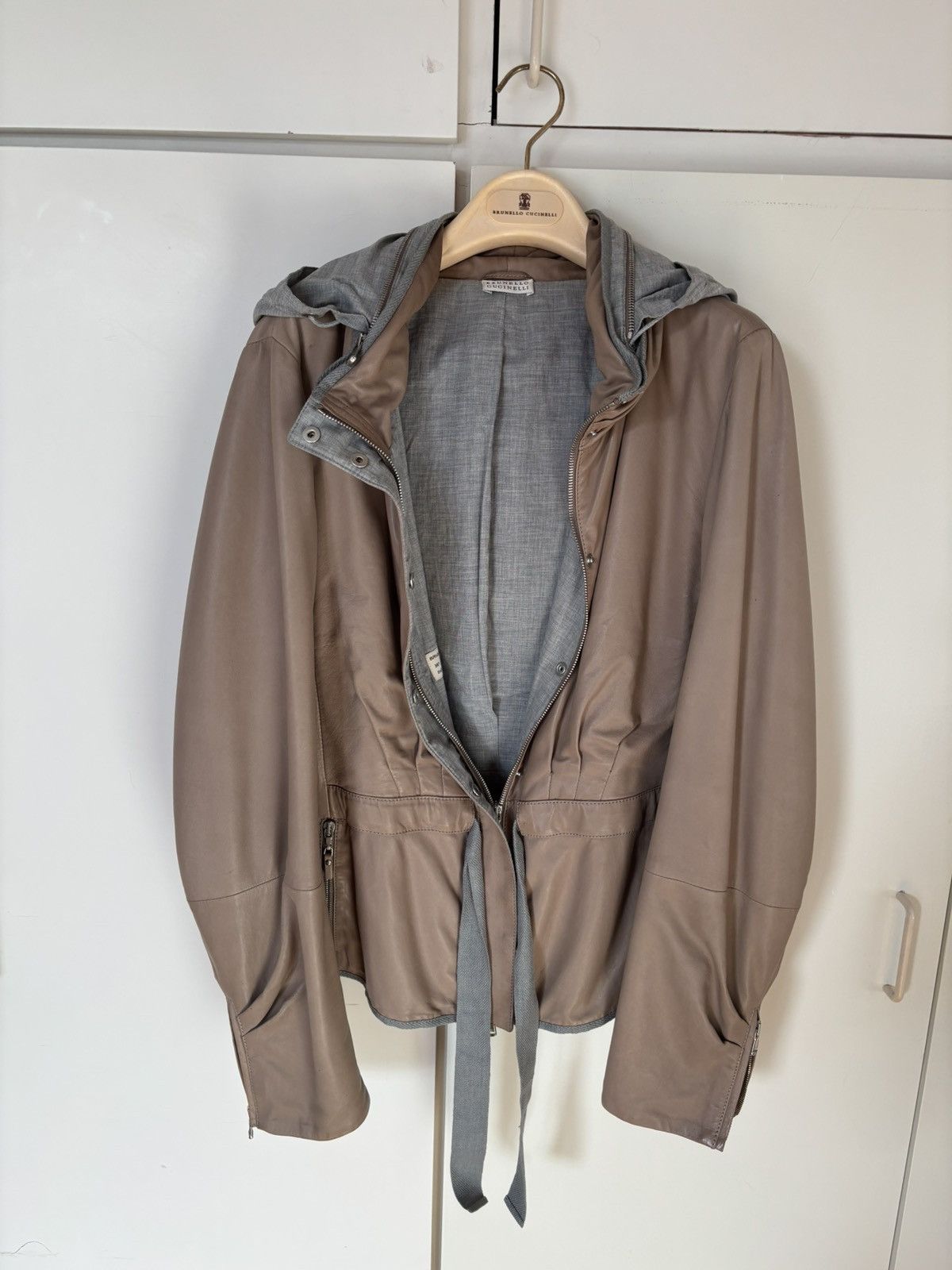 Brunello Cucinelli Brunello Cucinelli Elephant Beige Leather Bomber Jacket Size XL / US 12-14 / IT 48-50 - 6 Thumbnail