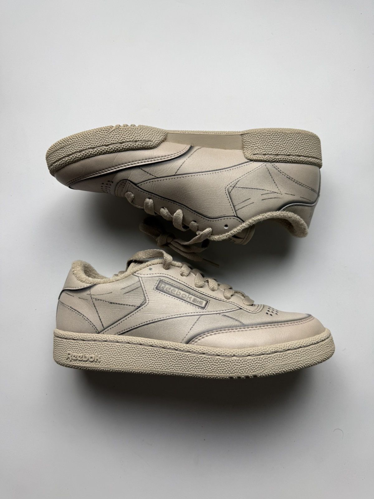 Maison Margiela × Reebok Maison Margiela x Reebok Club C Size US 5 / IT 35 - 1 Thumbnail