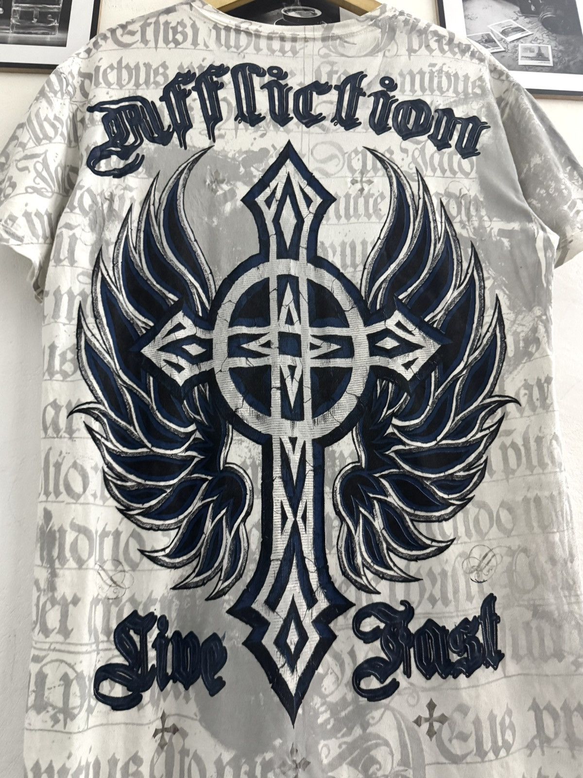Affliction Y2k AFFLICTION WINGS & CROSSES POEM GRUNGE GOTHIC TSHIRT Size US M / EU 48-50 / 2 - 3 Thumbnail