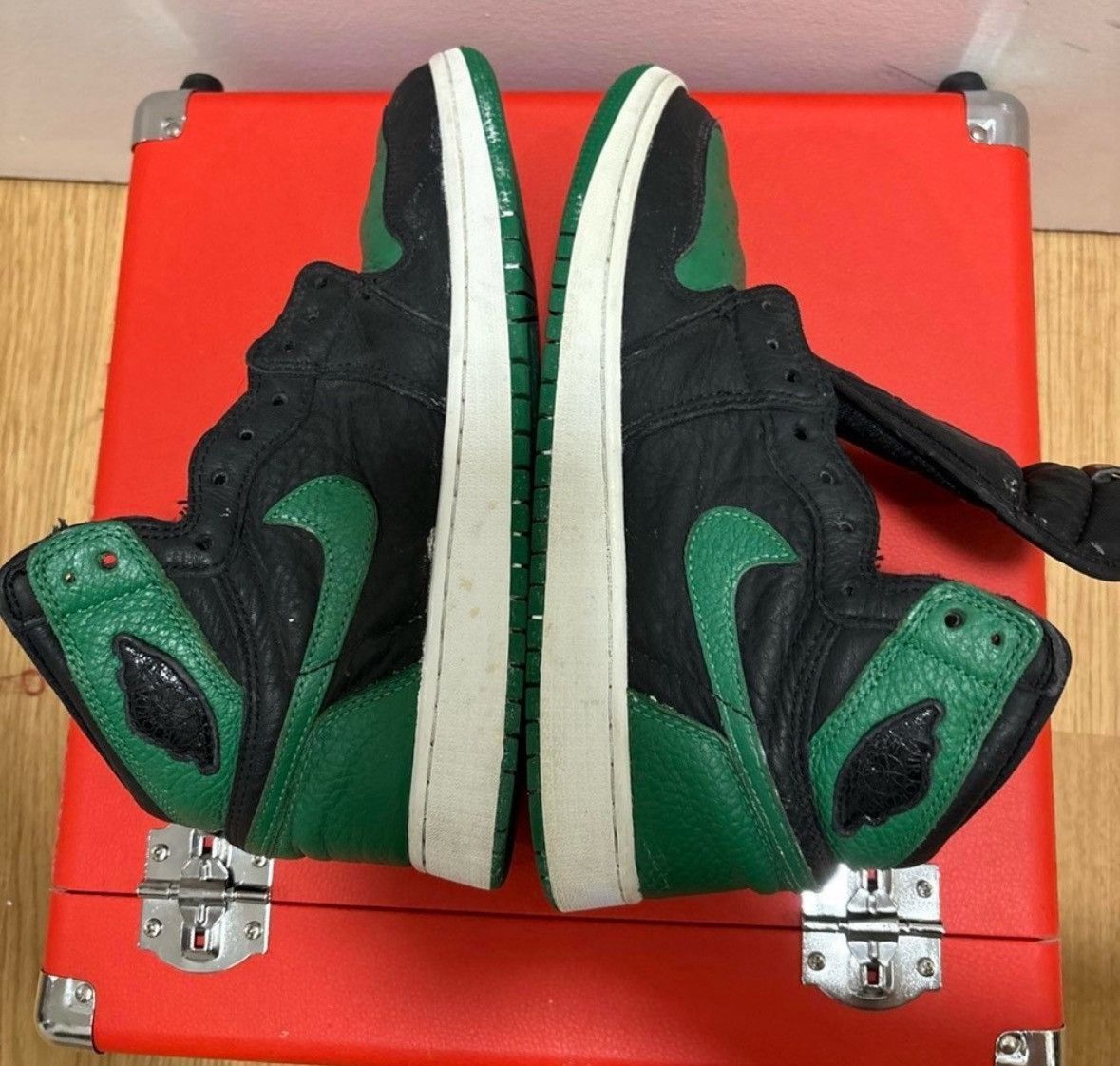 Nike Nike Air Jordan Retro 1 High OG Pine 2.0 Size US 7.5 / IT 37.5 - 5 Thumbnail