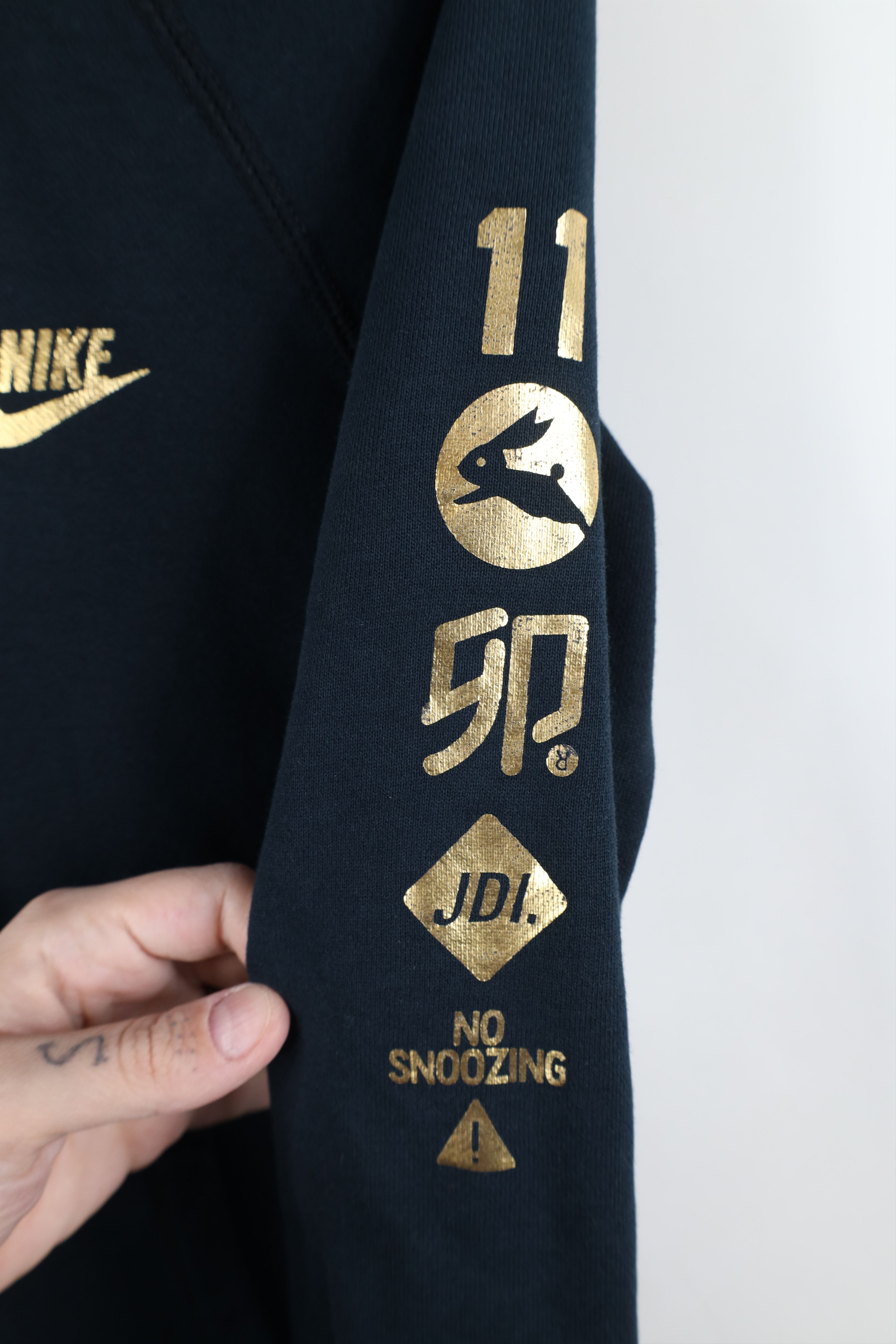 Nike Vintage Y2K Nike Sportswear the Rabbit Full Zip Hoodie Black Size L / US 10 / IT 46 - 7 Thumbnail