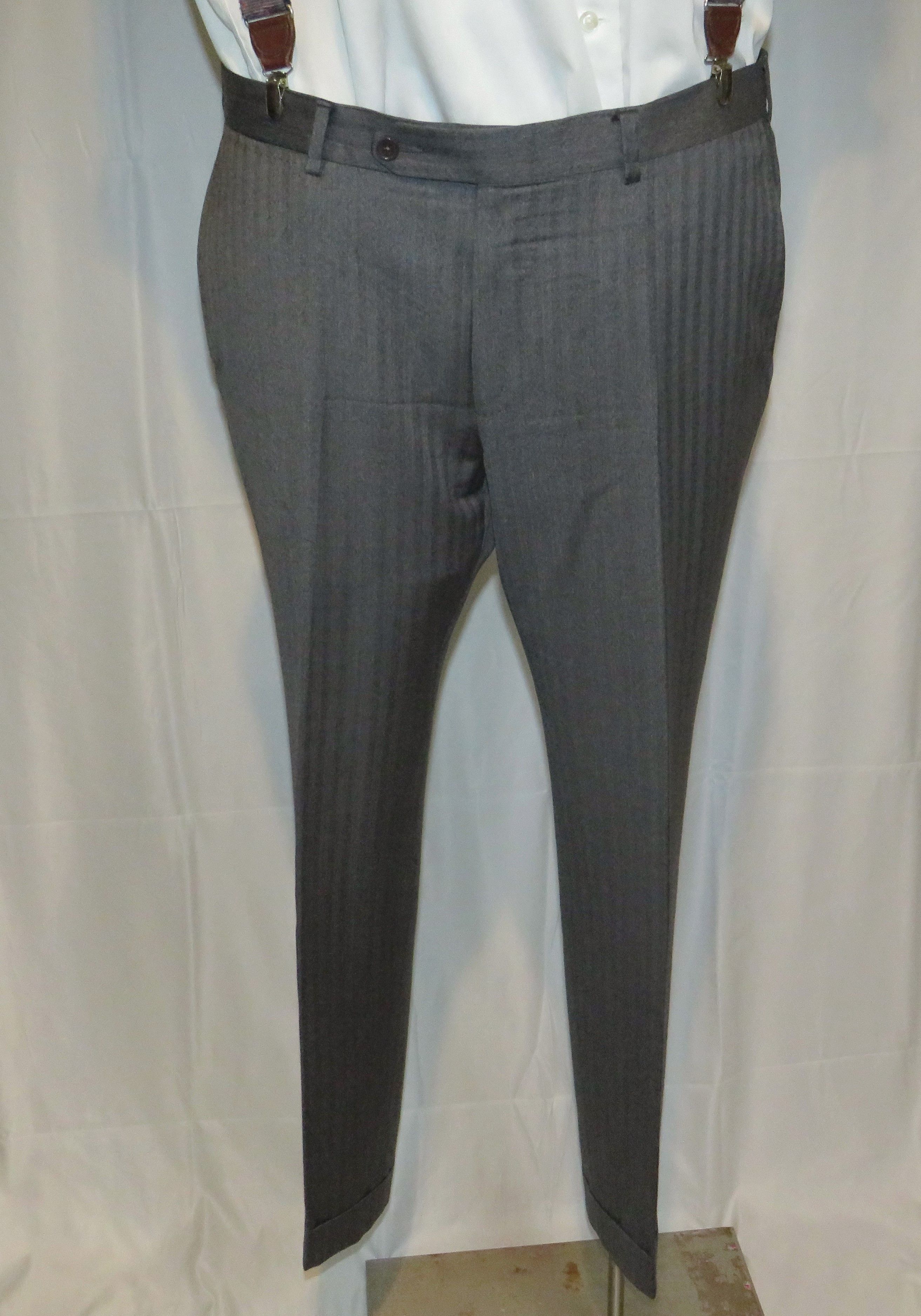 Ermenegildo Zegna Firen Very Recent Gray Herringbone Three Roll Two Suit 44R Size 44R - 13 Thumbnail