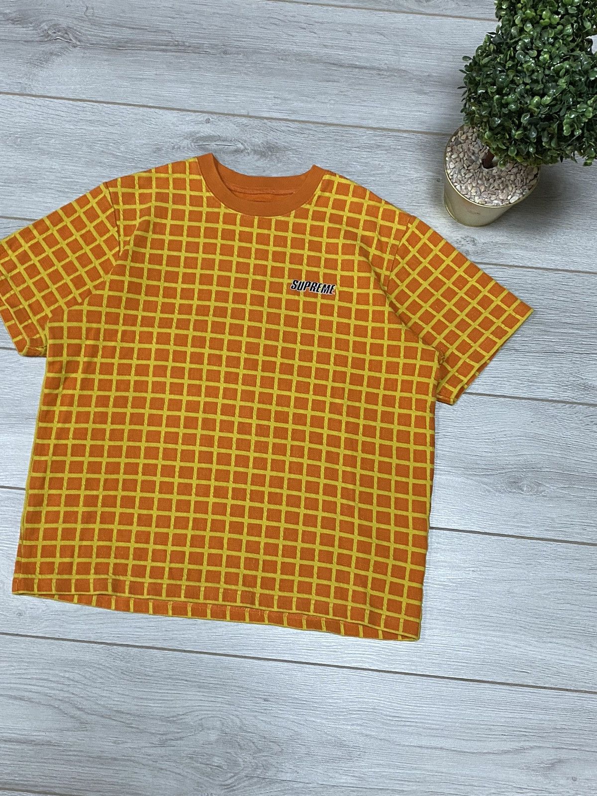 Supreme Supreme mesh check heavy weight tight t-shirt Size US L / EU 52-54 / 3 - 2 Thumbnail