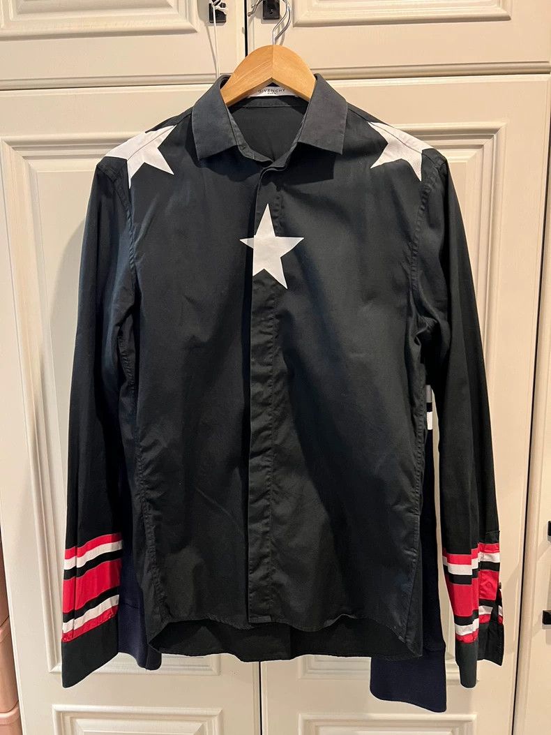 Givenchy Givenchy Size38 Five-star shirt shirtThe popular size 38 go Size US M / EU 48-50 / 2 - 1 Thumbnail