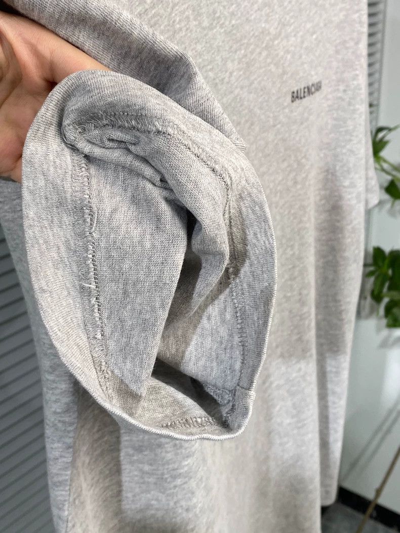 Balenciaga Balenciaga Letter logo grey short sleeves 2502-Nextarrow Size US XS / EU 42 / 0 - 7 Thumbnail