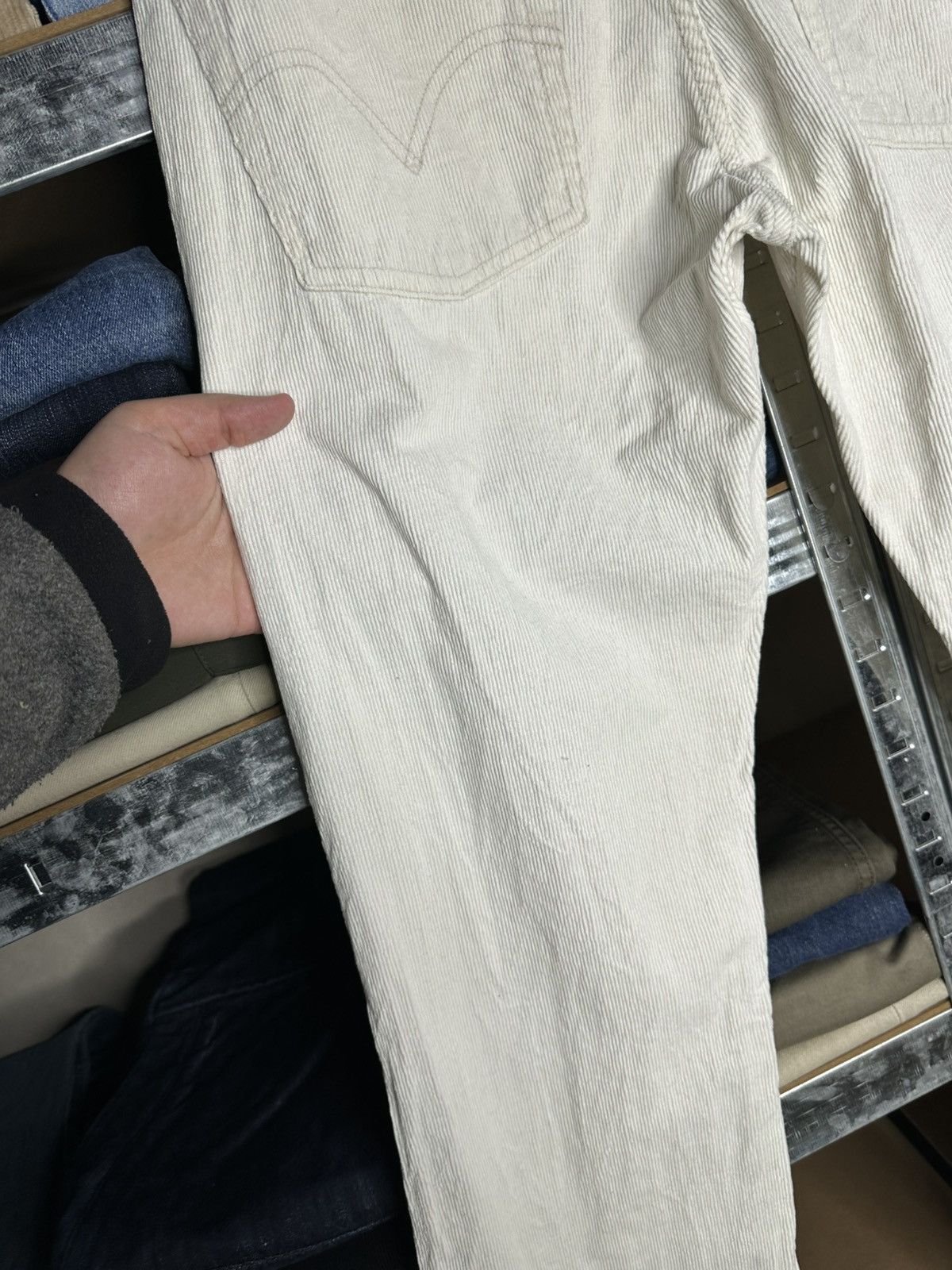 Levi's Levi’s 507 Flared Bootcut Corduroy Pants W32 L34 Vintage Size US 32 / EU 48 - 19 Thumbnail