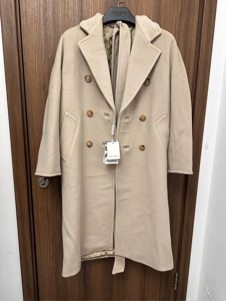 Max Mara Max Mara Coats Size M / US 6-8 / IT 42-44 - 1 Thumbnail