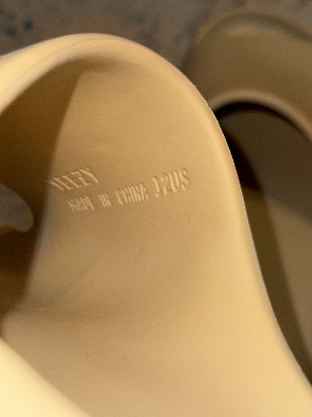 Adidas × Yeezy Yeezy Slide “Desert Sand” Size 12 Size US 12 / EU 45 - 4 Thumbnail