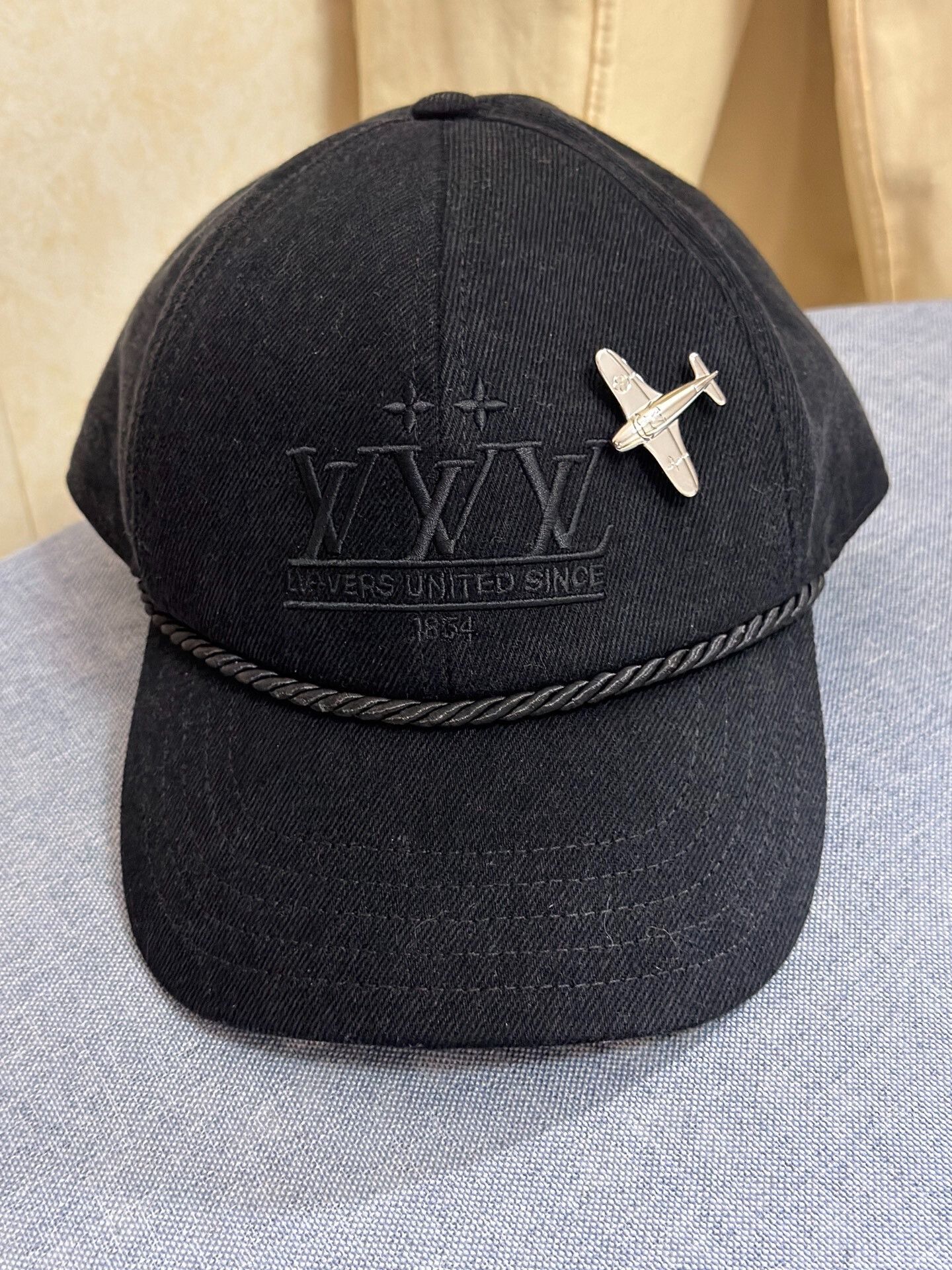 Louis Vuitton Louis Vuitton Lv25SS Airplane Logo Cap Size ONE SIZE - 1 Thumbnail