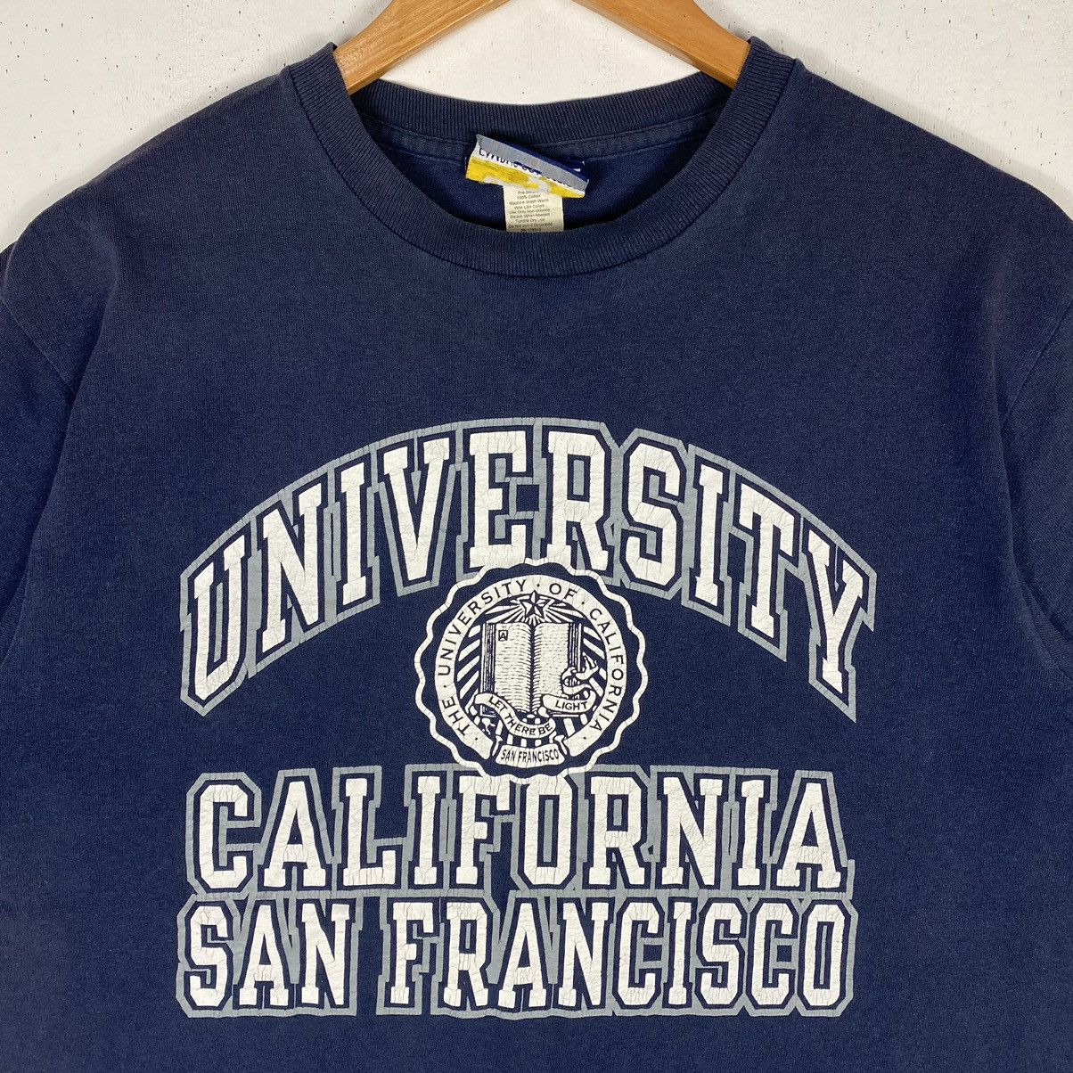 Vintage Vintage 90's UNIVERSITY OF CALIFORNIA San Francisco Logo Tee Size US M / EU 48-50 / 2 - 3 Thumbnail