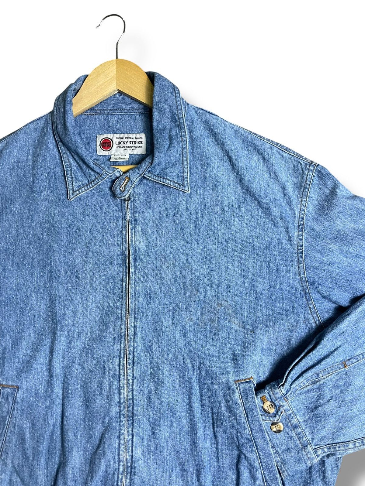 Japanese Brand × Vintage Lucky Strike Denim Bomber Jacket (25) Size US L / EU 52-54 / 3 - 4 Thumbnail