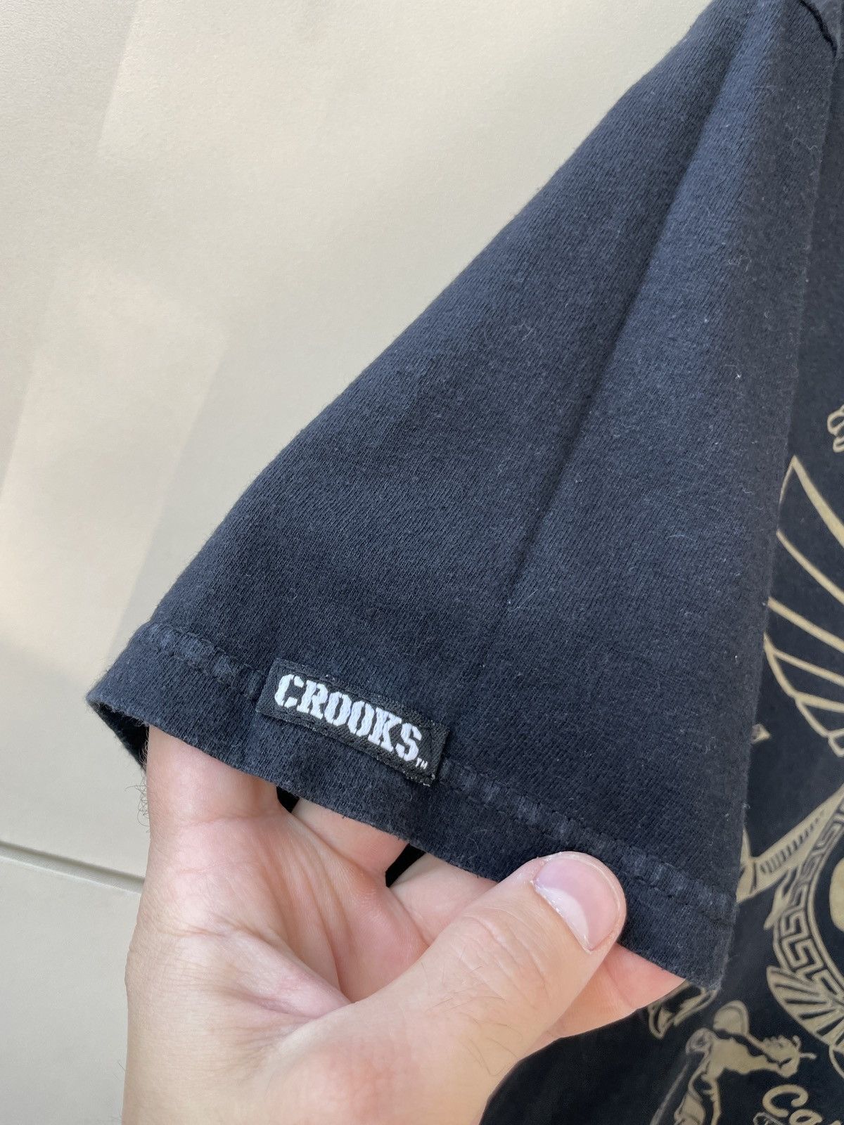Crooks & Castles Crooks & Castles T Shirt Tee Size US L / EU 52-54 / 3 - 3 Thumbnail