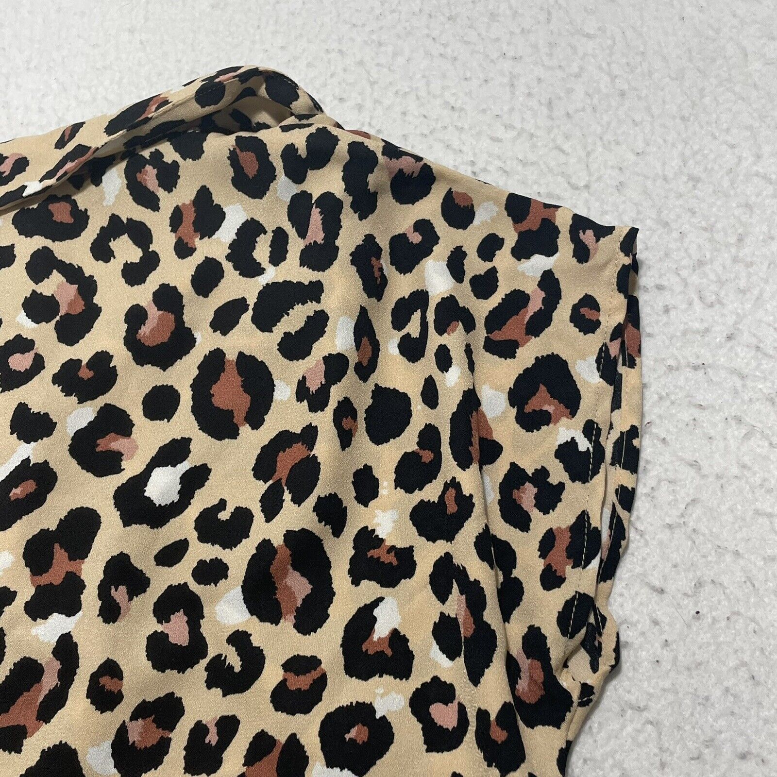 Other Paper Crane Cheetah Print Button Front Short Sleeve Collared Size M / US 6-8 / IT 42-44 - 15 Thumbnail