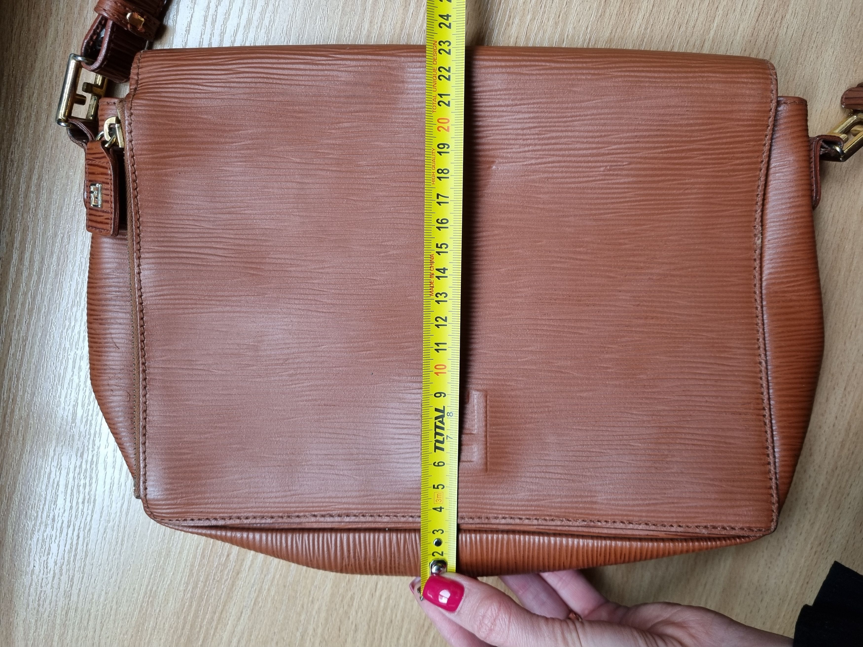 Fendi Vintage FENDI Brown Epi Leather Messenger Crossbody Bag Size ONE SIZE - 24 Thumbnail