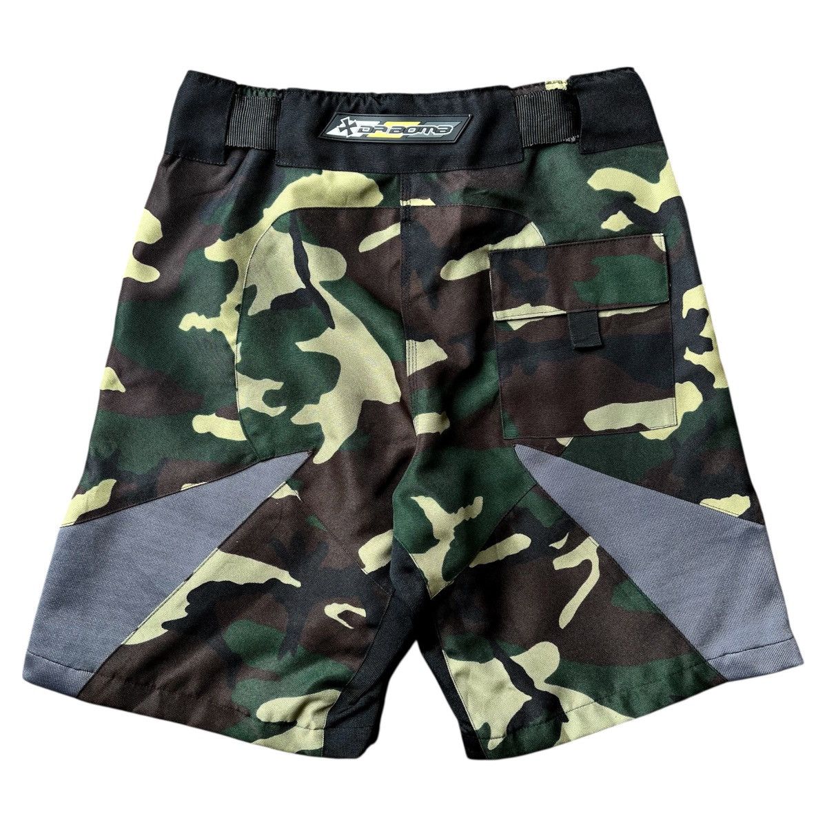 Other Vintage Y2K Da Bomb MTB Shorts Camo 34” (Waterproof Nylon) Size US 34 / EU 50 - 2 Thumbnail