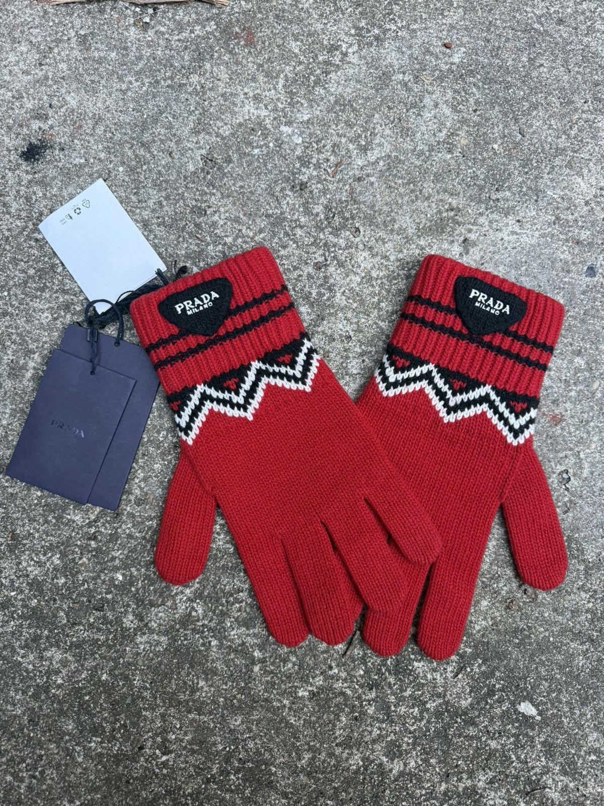 Prada Prada Cashmere Christmas Gloves Size ONE SIZE - 3 Thumbnail