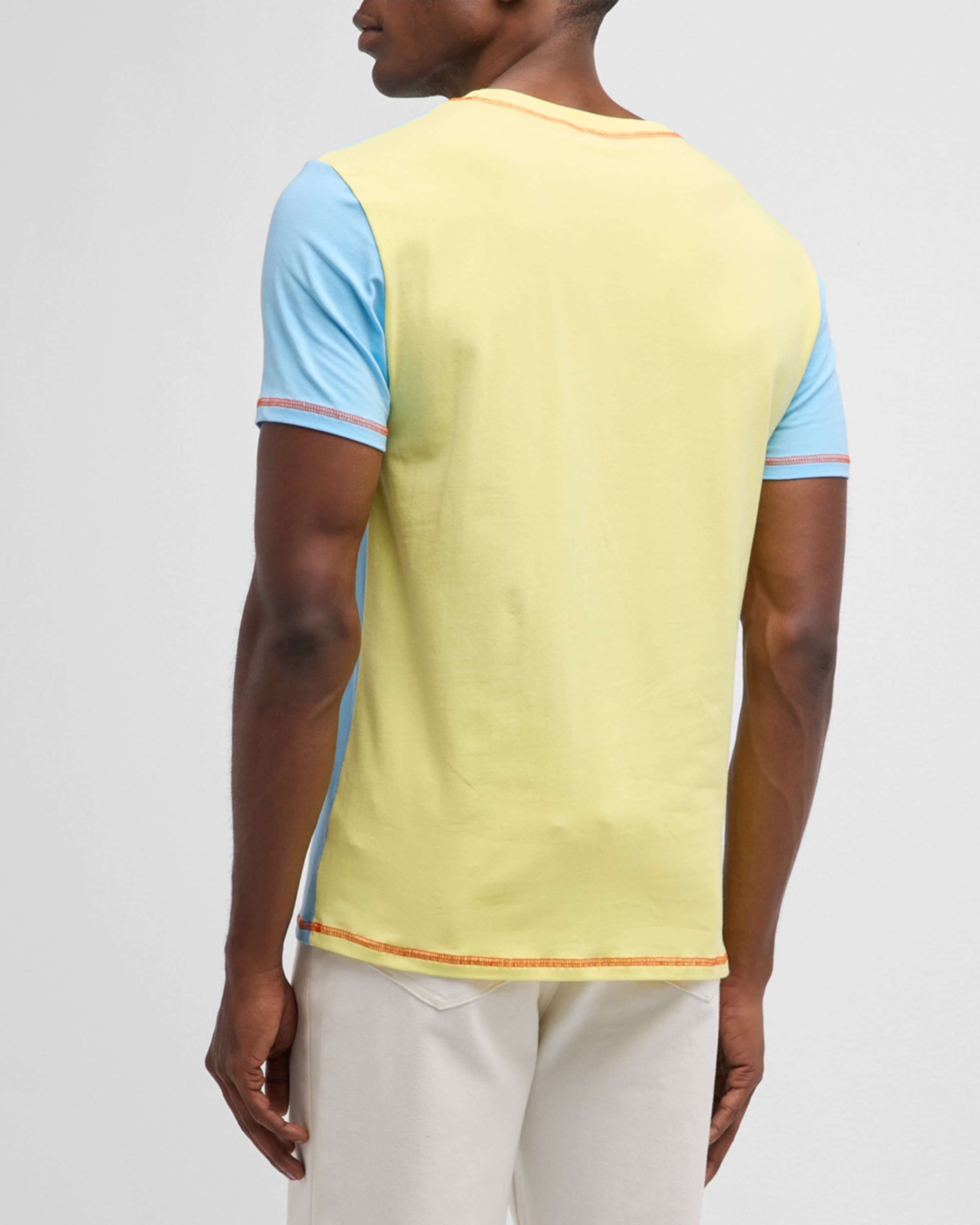 Moschino o1y0225 Logo T-Shirt in Light Blue Size US XS / EU 42 / 0 - 4 Thumbnail