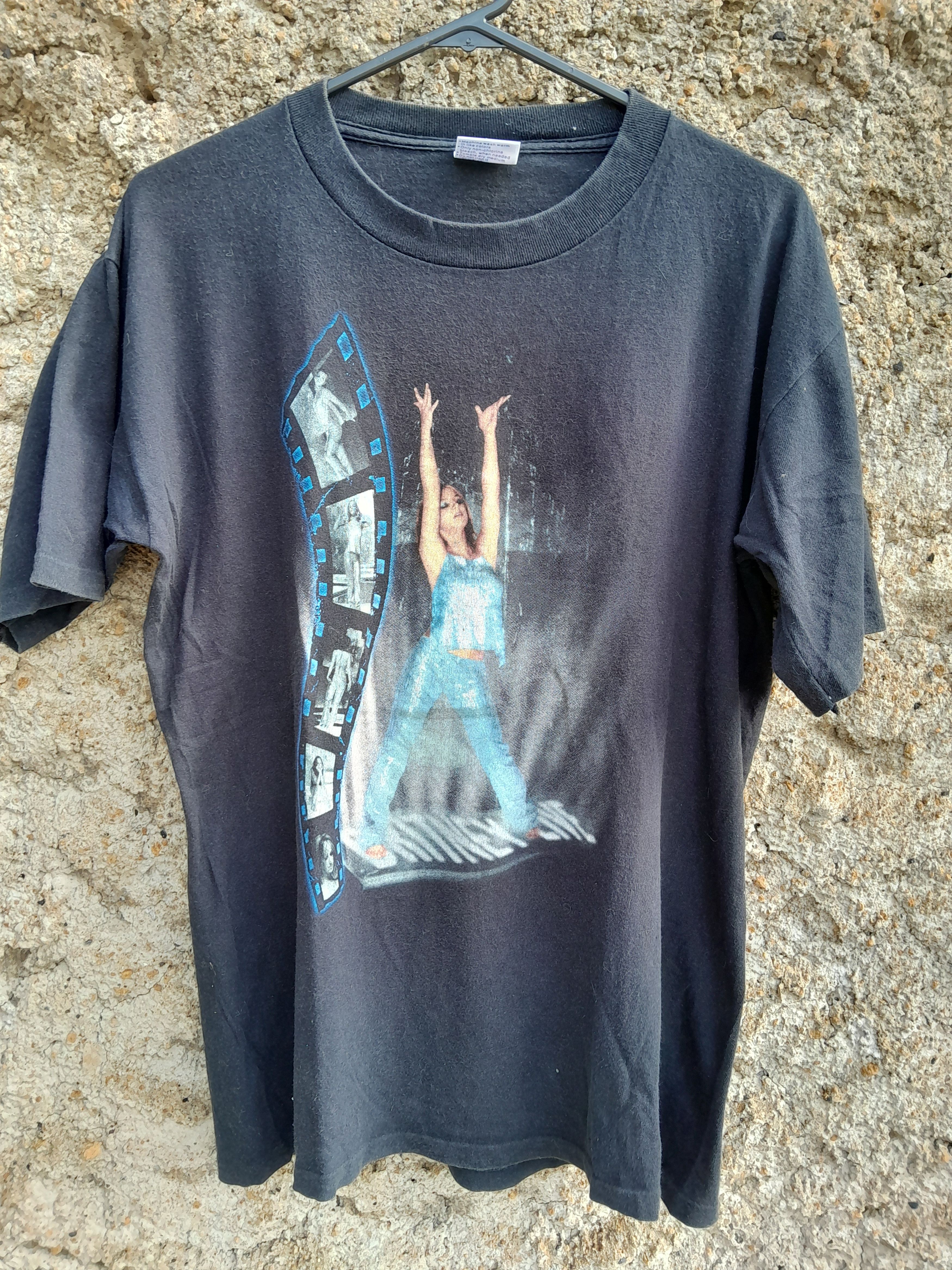 Other Vintage Britney Spears Live 2000 T Shirt Size US M / EU 48-50 / 2 - 1 Thumbnail