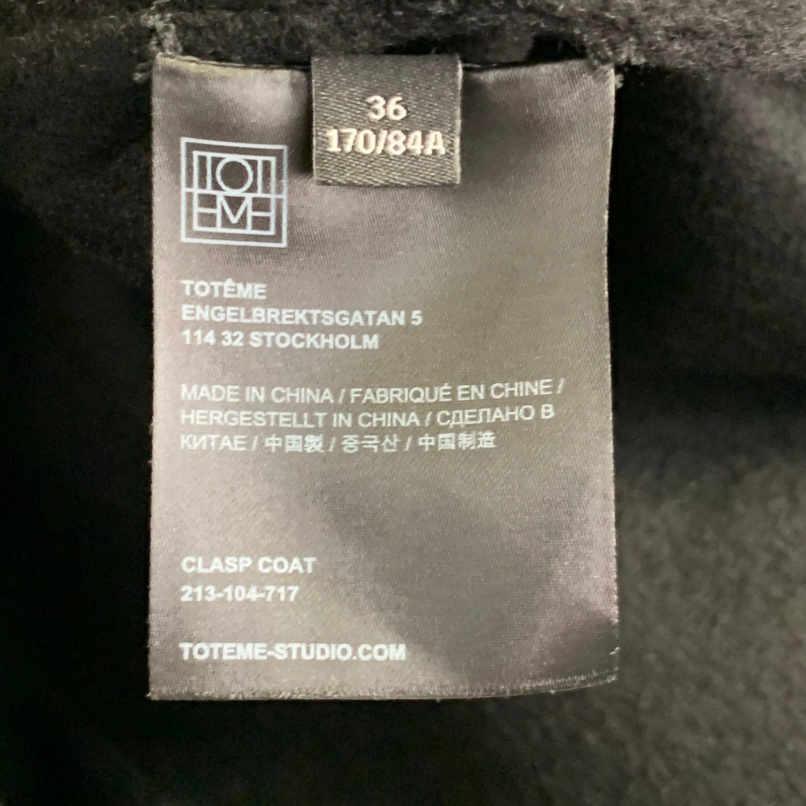 Toteme TOTEME Size L Black Wool Cashmere V-Neck Clasp Coat Size L / US 10 / IT 46 - 6 Thumbnail